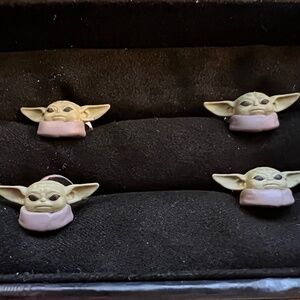 Cufflinks, Inc. Men's Star Wars 3D The Mandalorian Grogu 3D Stud Set::Rare::NWT